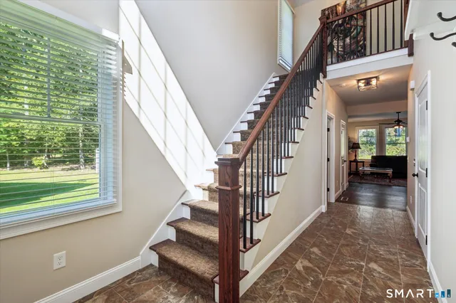 $698,600 | 51 Hendricks Lane, Simsbury, CT 06070