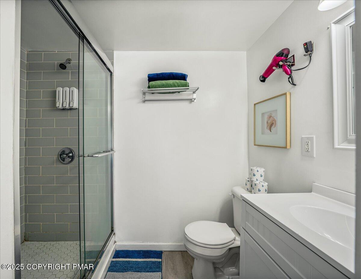 1591 Clover Road Long Pond, PA 18334 - Photo 29 of 44 40-HomeView_Media-1591_Clover_Rd