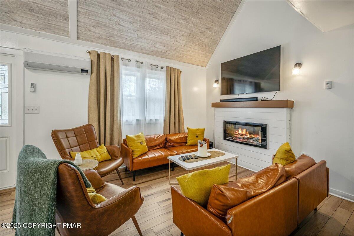 1591 Clover Road Long Pond, PA 18334 - Photo 7 of 44 18-HomeView_Media-1591_Clover_Rd