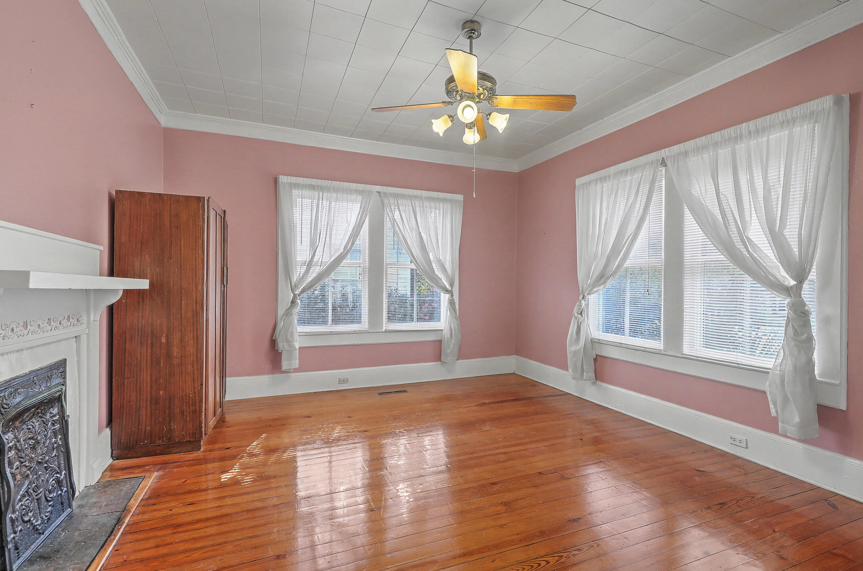 427 Carn Street Walterboro, SC 29488 - Photo 16 of 46 16_0W7A4808_09_10_11_12_13_14