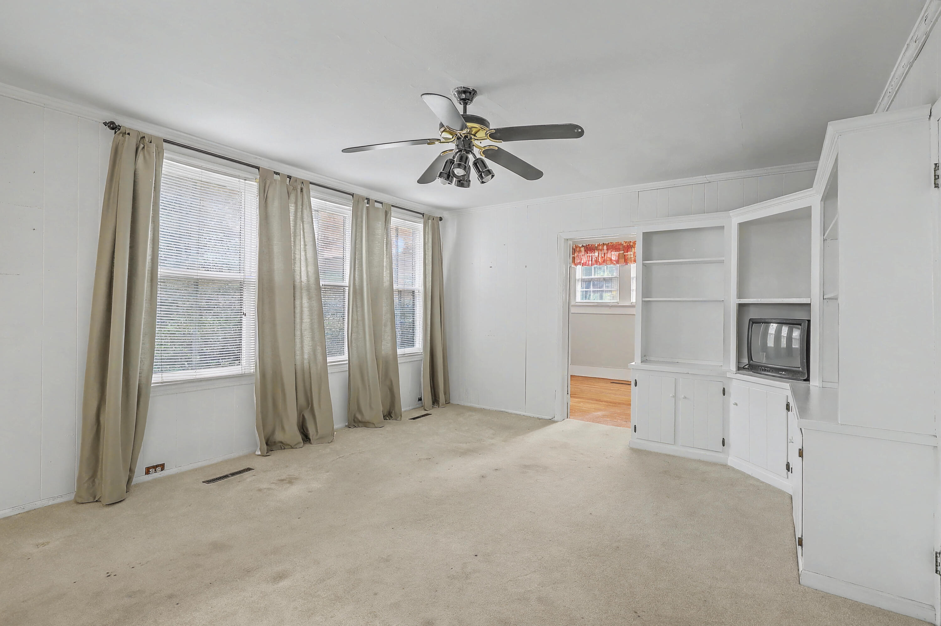 427 Carn Street Walterboro, SC 29488 - Photo 28 of 46 28_0W7A4892_3_4_5_6_7_8