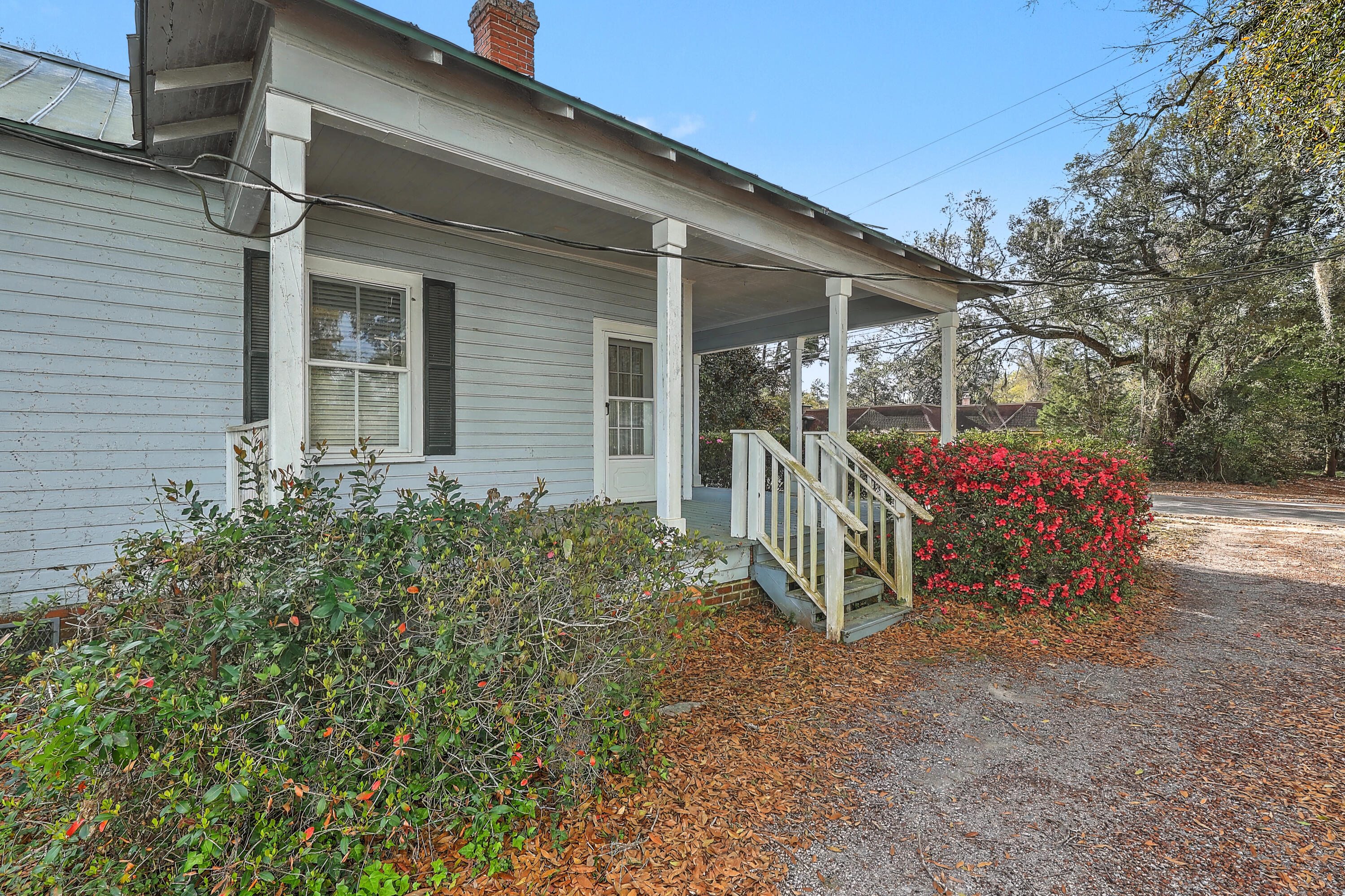 427 Carn Street Walterboro, SC 29488 - Photo 8 of 46 08_0W7A4752_3_4_5_6_7_8