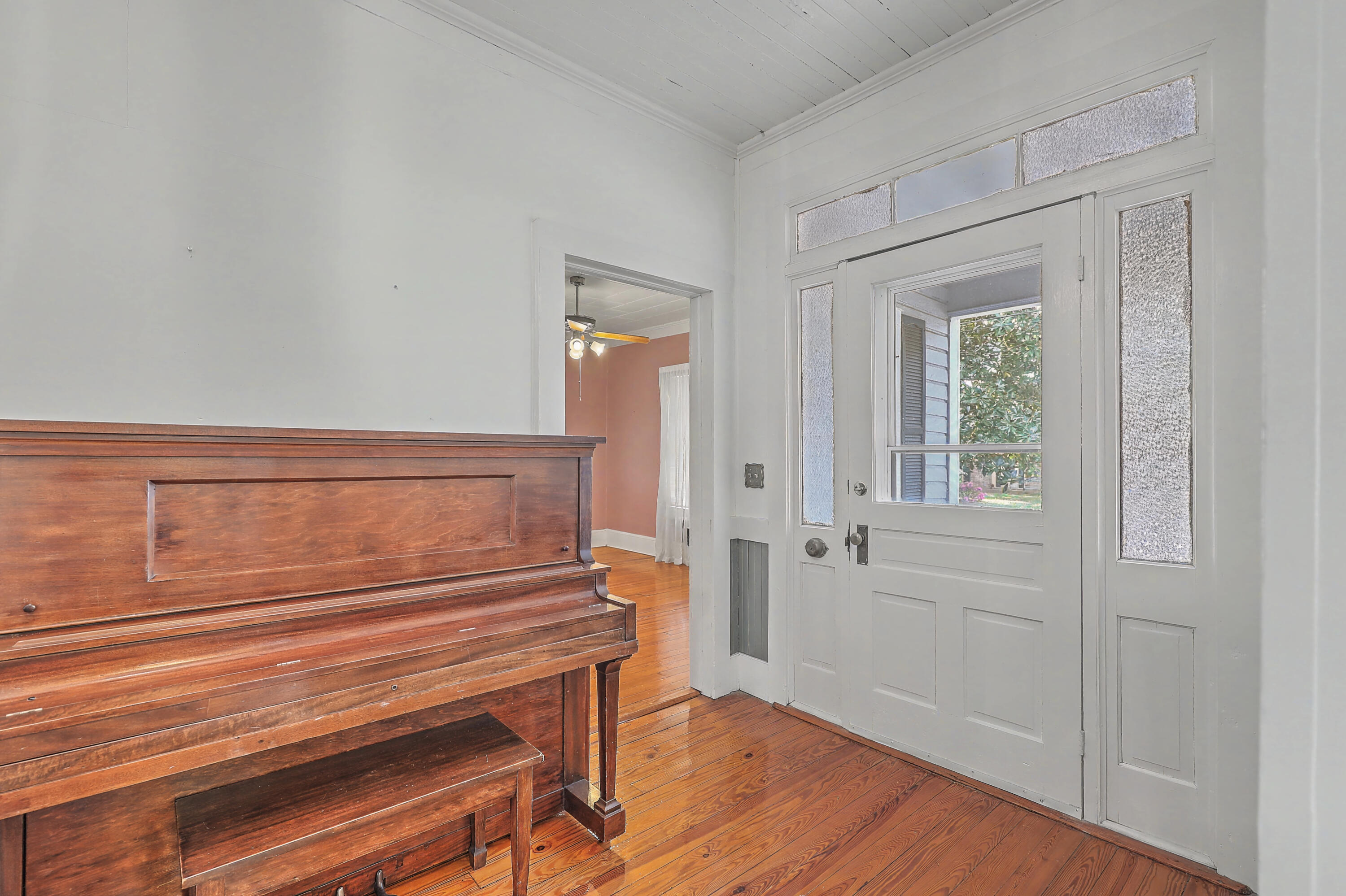 427 Carn Street Walterboro, SC 29488 - Photo 9 of 46 09_0W7A4759_60_61_62_63_64_65