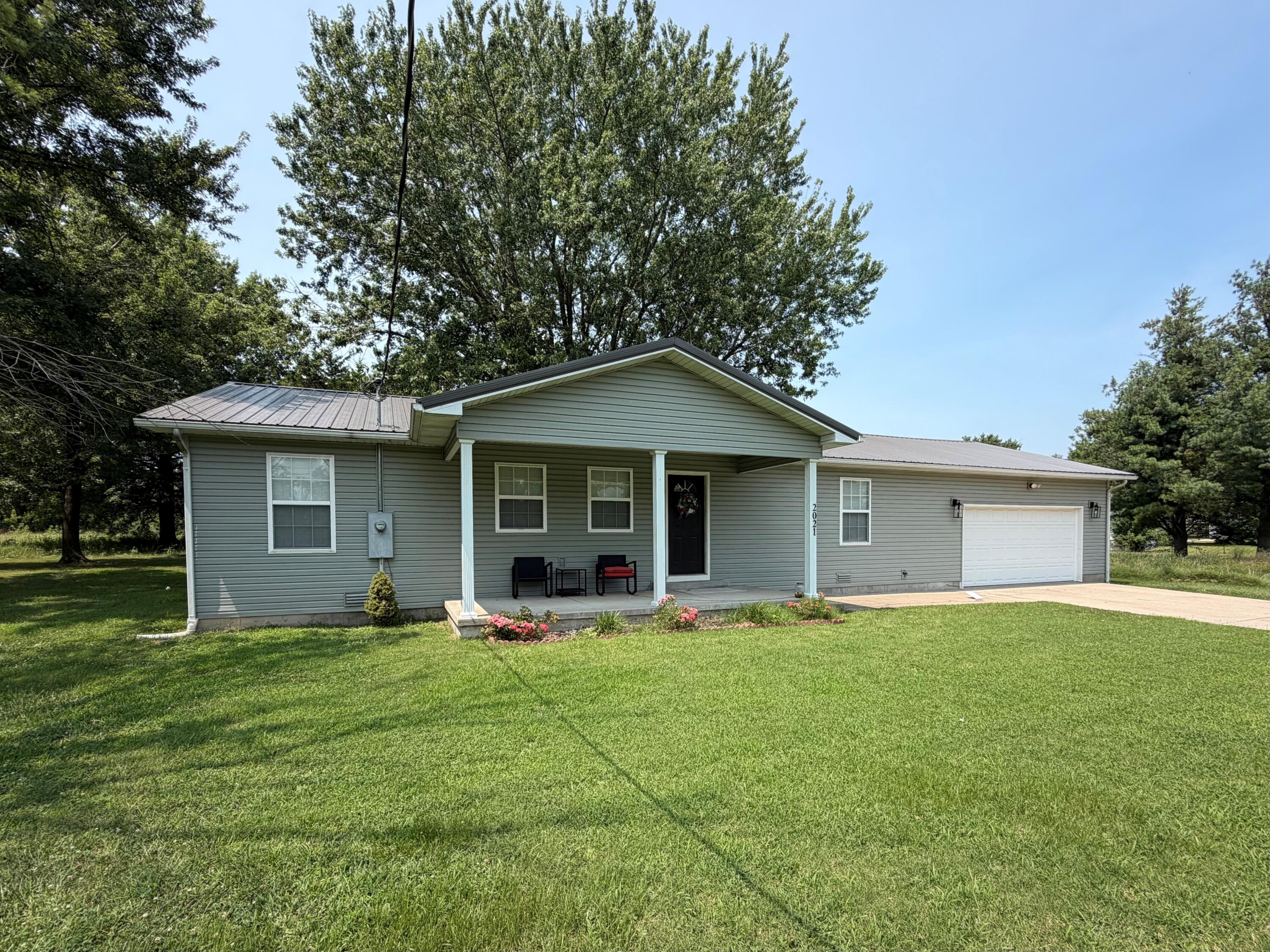 2021 Morrisville Road Bolivar, MO 65613 - Photo 1 of 36 Exterior