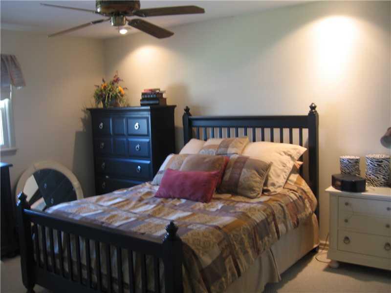 8333 Rahke Road Indianapolis, IN 46217 - Photo 10 of 10 Gallery Image 10