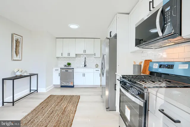 $323,895 | 212 North Marlyn Avenue, Essex, MD 21221