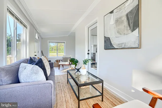 $323,895 | 212 North Marlyn Avenue, Essex, MD 21221