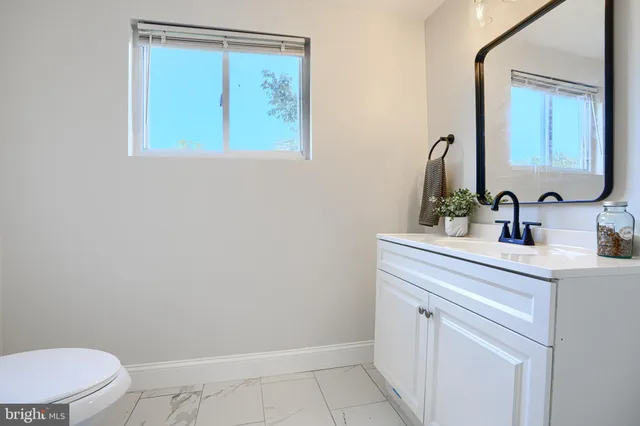 $323,895 | 212 North Marlyn Avenue, Essex, MD 21221