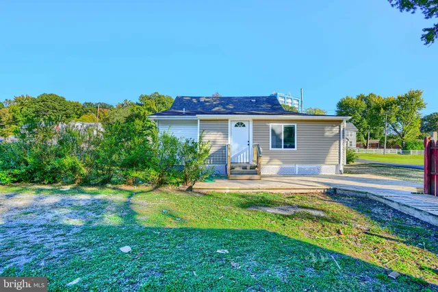 $323,895 | 212 North Marlyn Avenue, Essex, MD 21221