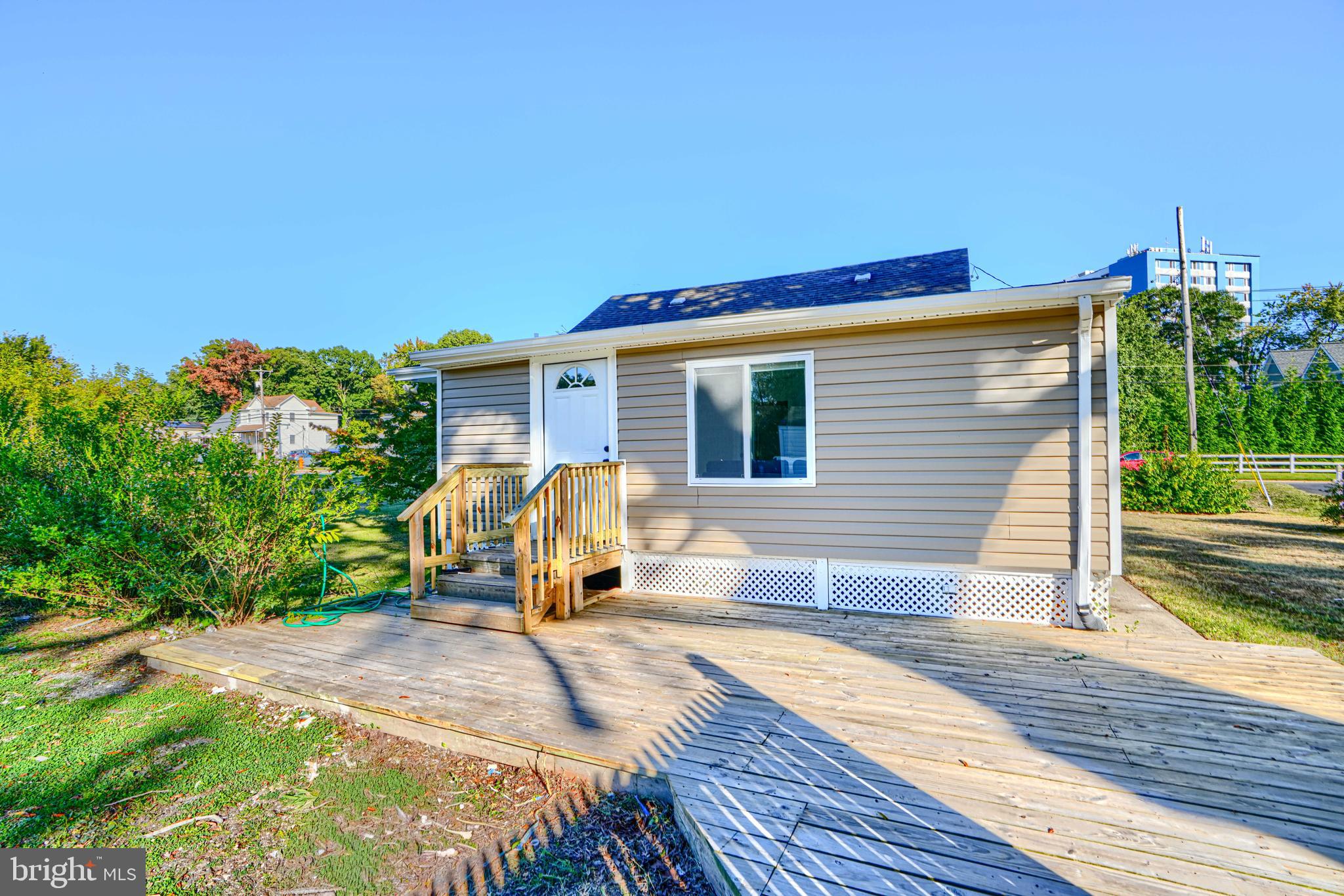 212 North Marlyn Avenue Essex, MD 21221 - Photo 52 of 54 a view of a house with backyard and sitting area