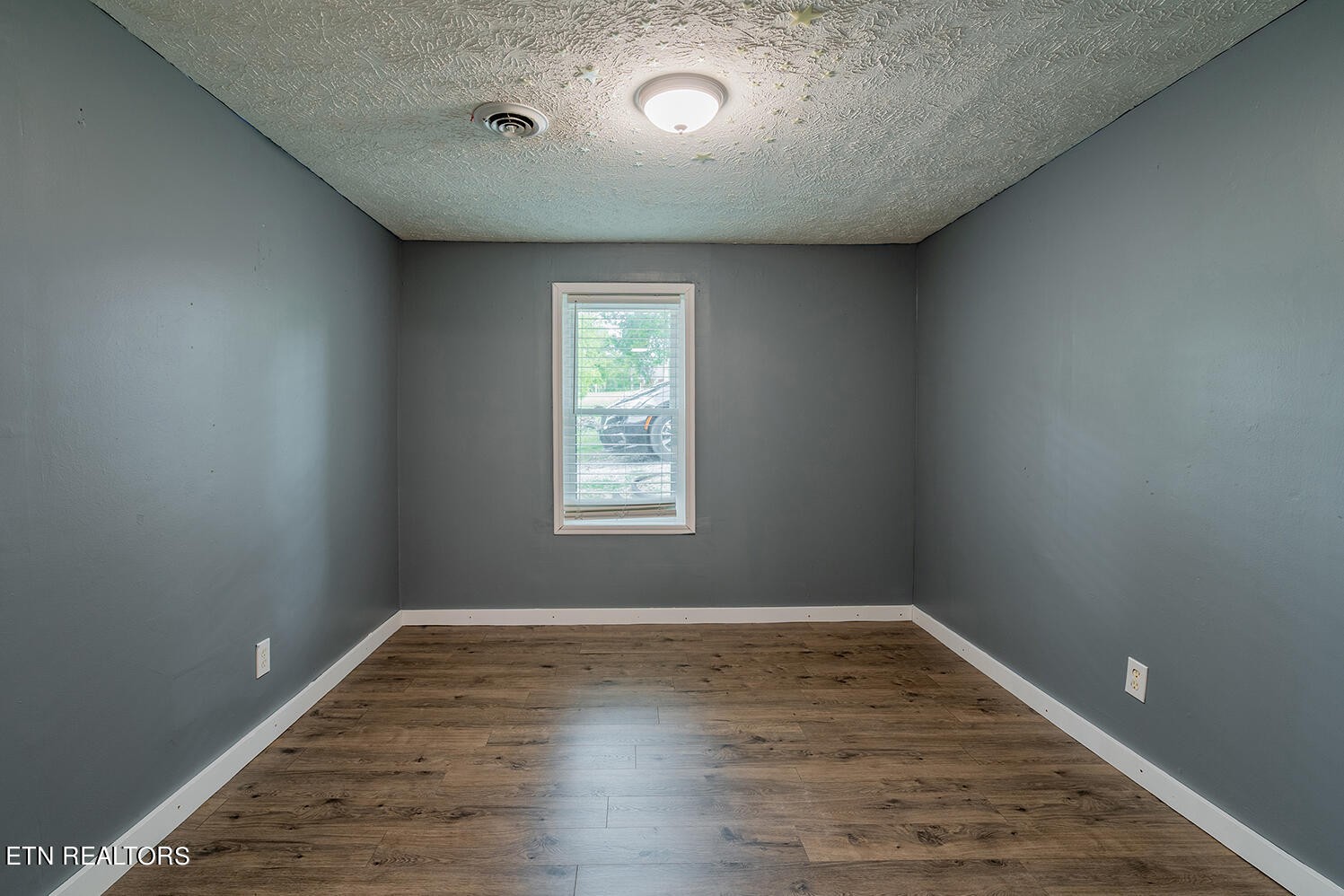 679 Demory Road La Follette, TN 37766 - Photo 11 of 19 Gallery Image 11