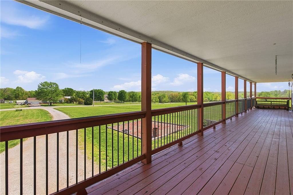 30960 Somerset Road Paola, KS 66071 - Photo 9 of 38