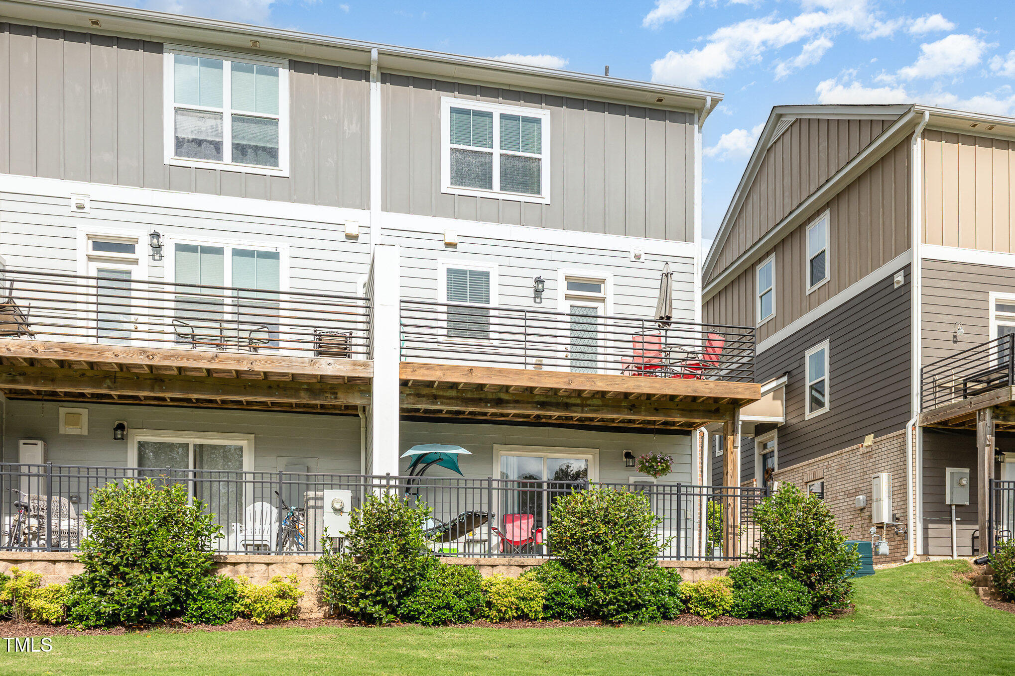 217 Jones Hill Road Holly Springs, NC 27540 - Photo 32 of 39 a front view of a house with garden