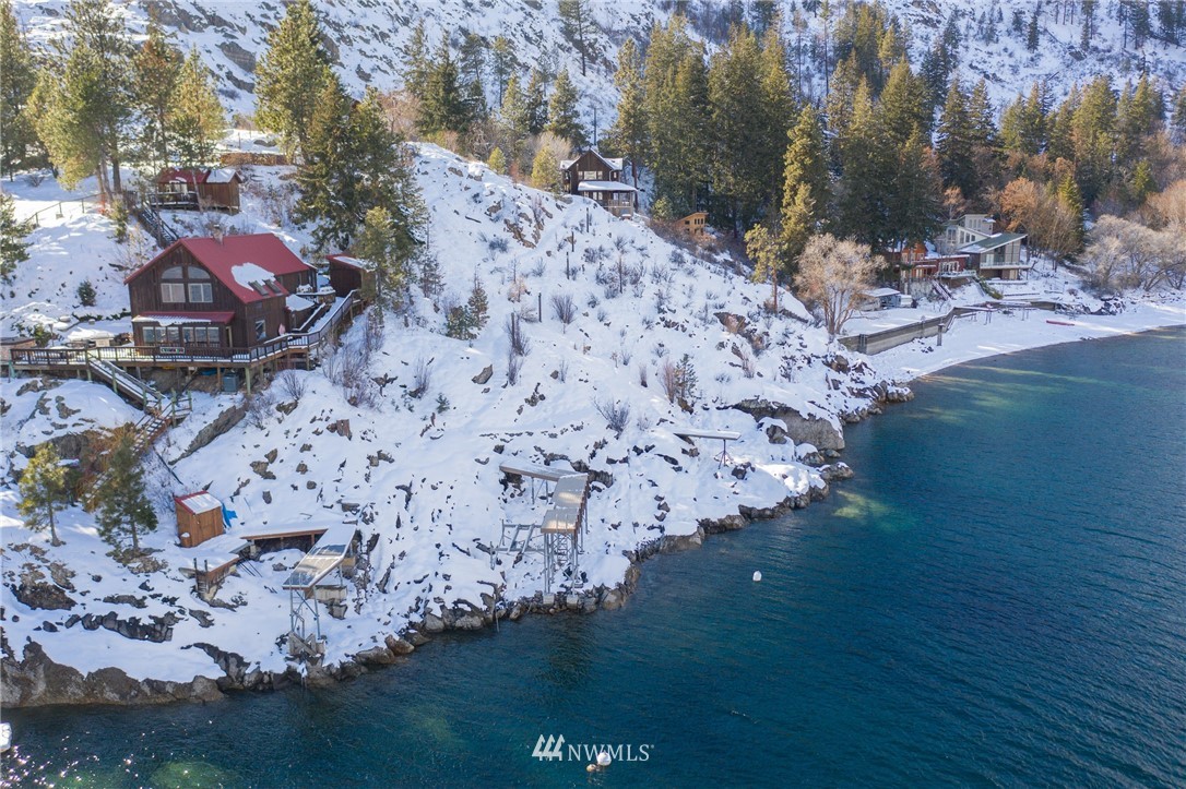 16648 South Lakeshore Road Chelan, WA 98816 - Photo 6 of 24 Gallery Image 6