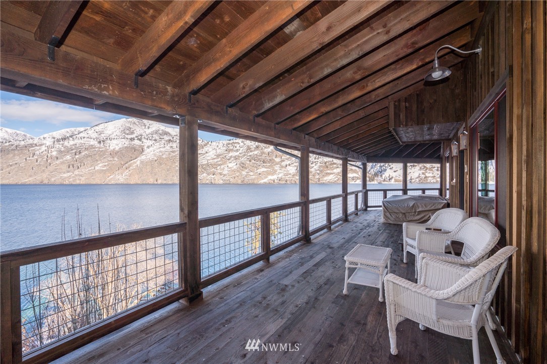 16648 South Lakeshore Road Chelan, WA 98816 - Photo 8 of 24 Gallery Image 8