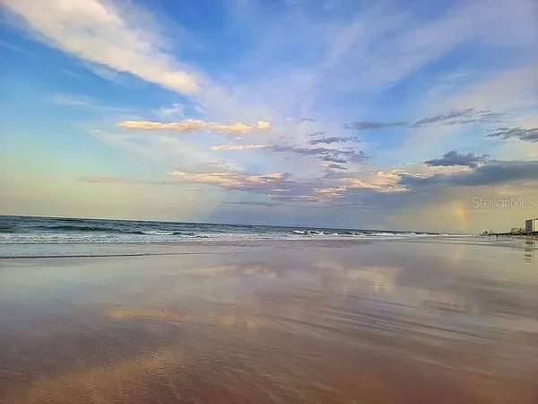 $335,000 | 1415 Ocean Shore Boulevard, Unit 805, Ormond Beach, FL 32176