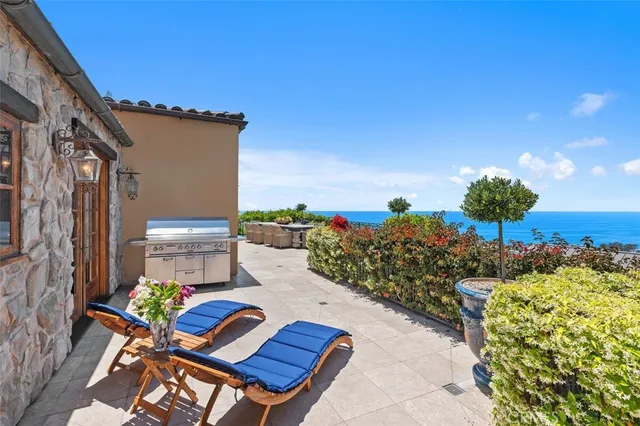 $6,995,000 | 1330 Temple Hills Drive, Laguna Beach, CA 92651