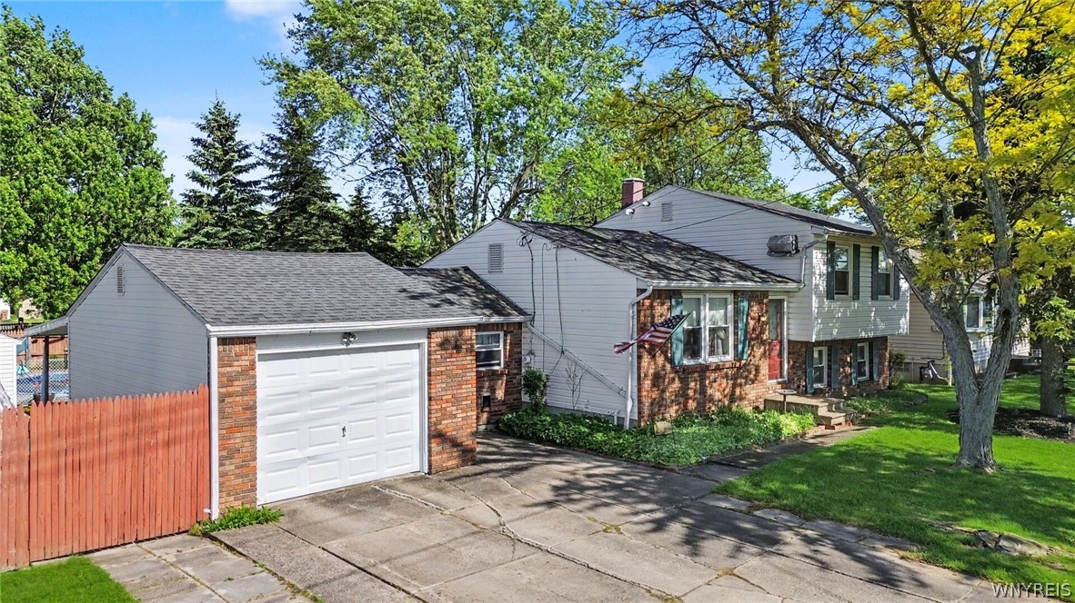 233 Dean Road Cheektowaga, NY 14043 - Photo 1 of 33
