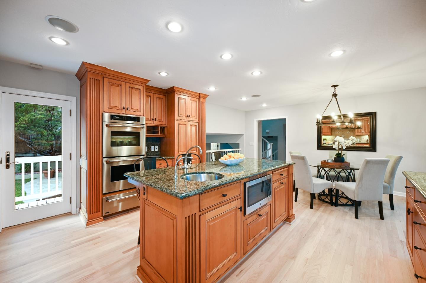 137 Worcester Loop Los Gatos, CA 95030 - Photo 14 of 65