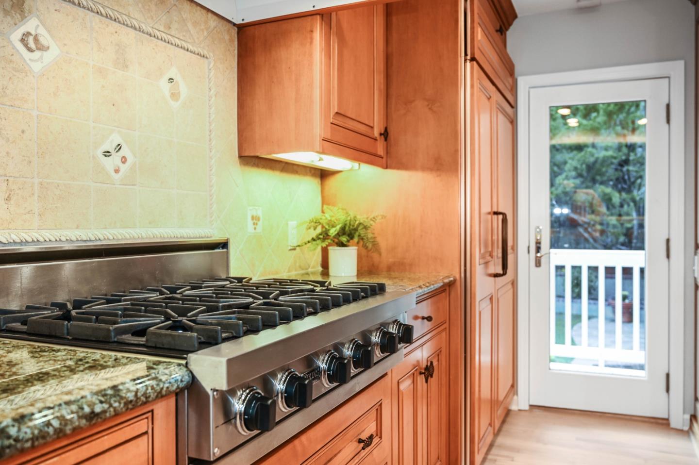 137 Worcester Loop Los Gatos, CA 95030 - Photo 16 of 65