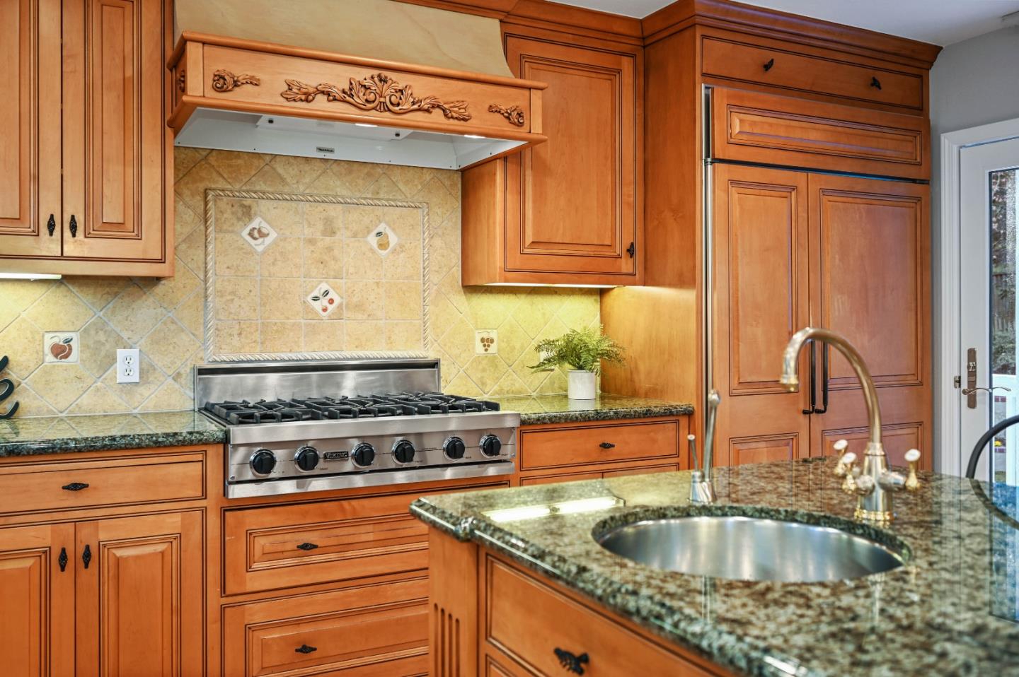 137 Worcester Loop Los Gatos, CA 95030 - Photo 19 of 65