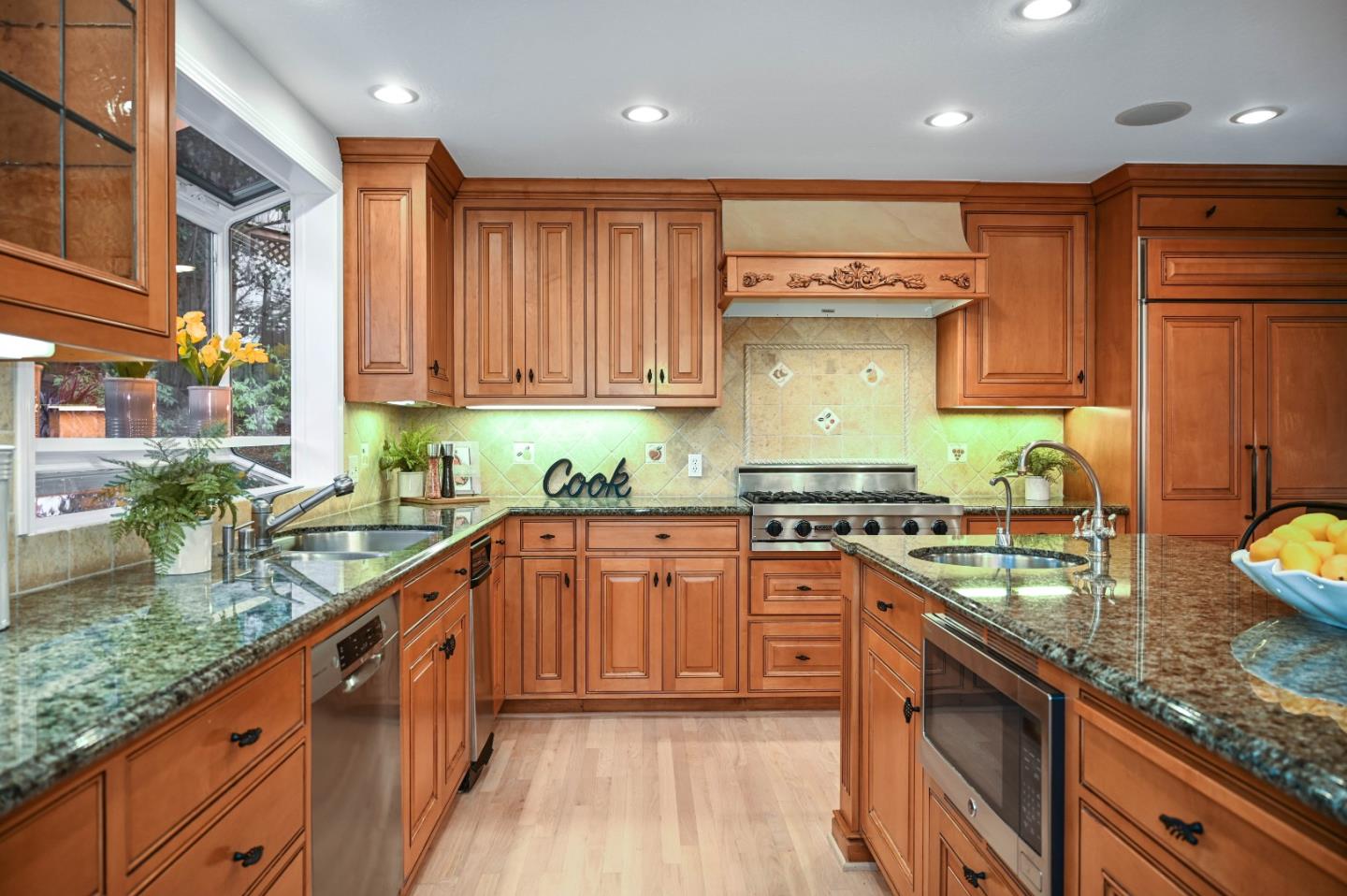 137 Worcester Loop Los Gatos, CA 95030 - Photo 21 of 65