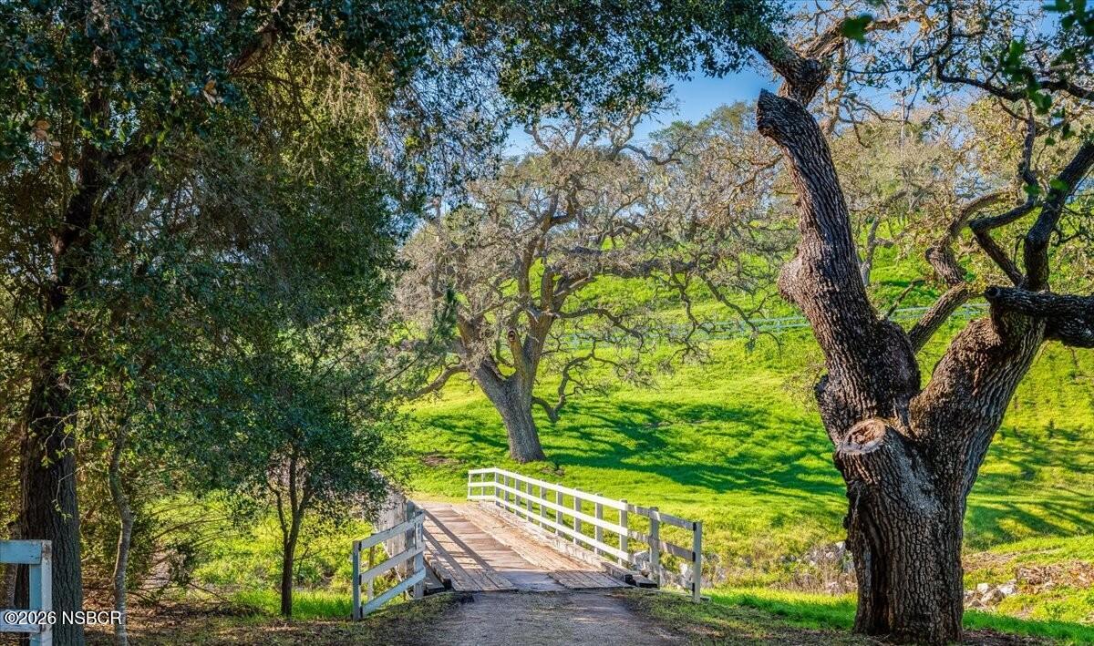 1360 Quail Ridge Road Solvang, CA 93463 - Photo 8 of 36 8