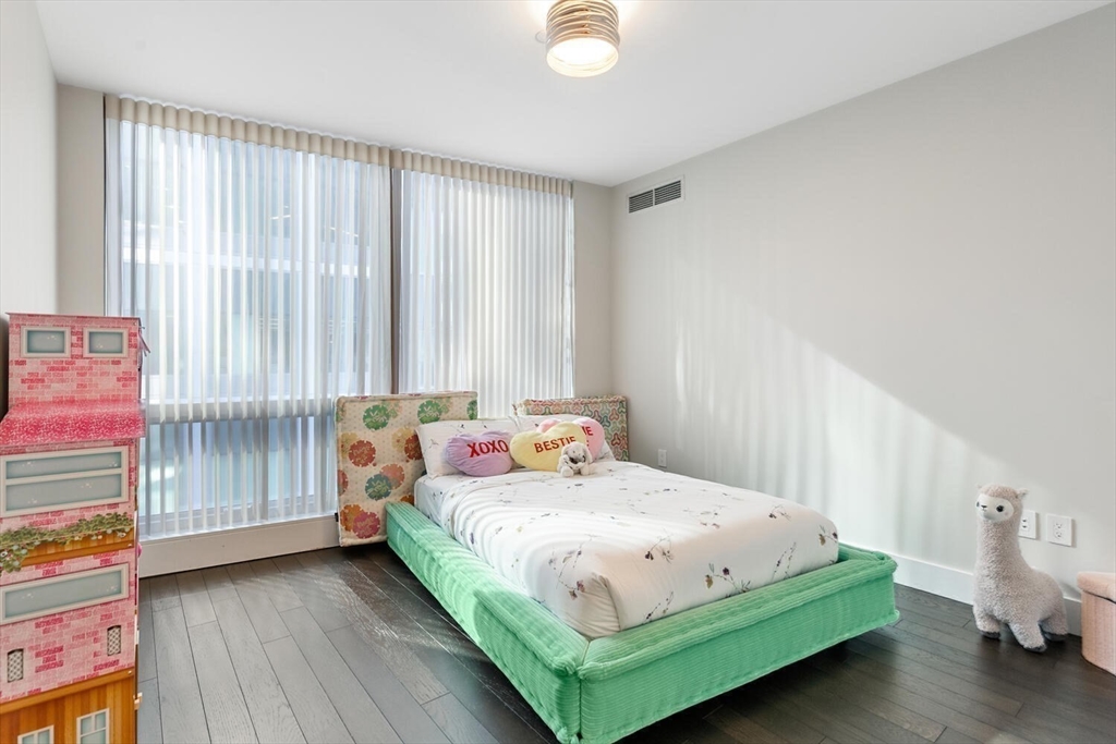 22 Liberty Drive, Unit 7M Boston, MA 02210 - Photo 27 of 42