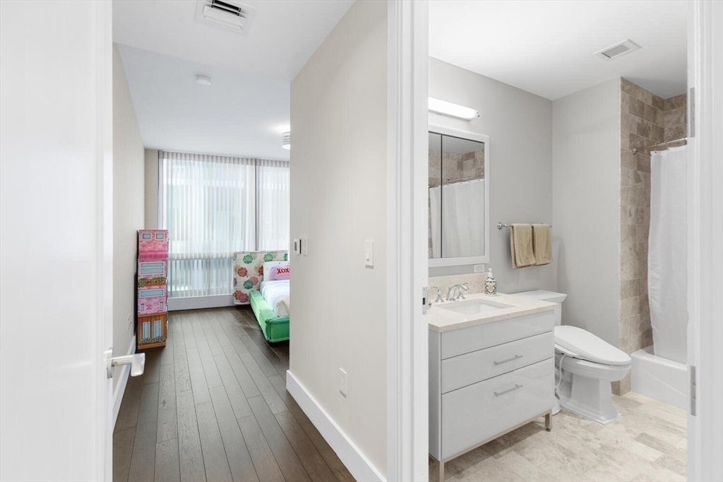 22 Liberty Drive, Unit 7M Boston, MA 02210 - Photo 28 of 42