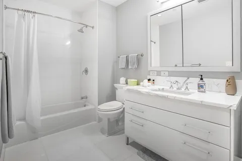 $5,350,000 | 22 Liberty Drive, Unit 7M, Boston, MA 02210