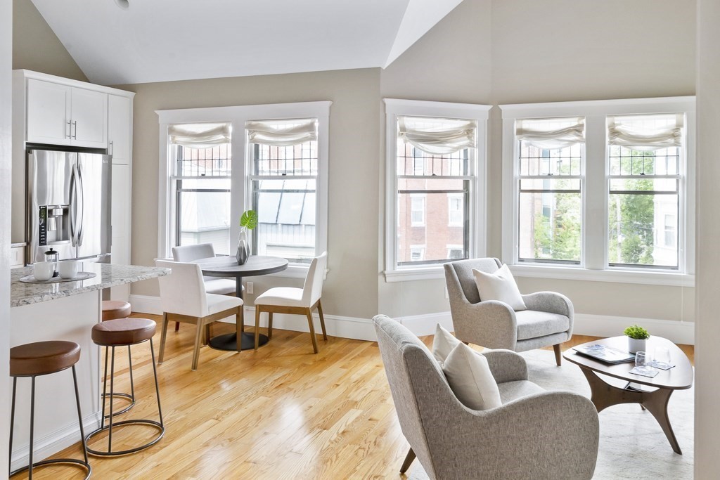 2 Clinton Street, Unit 31 Cambridge, MA 02139 - Photo 1 of 16