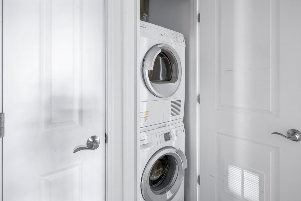 2 Clinton Street, Unit 31 Cambridge, MA 02139 - Photo 14 of 16