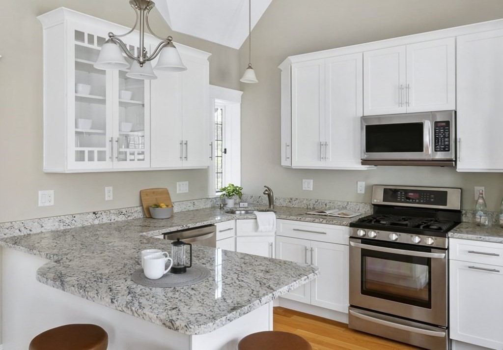 2 Clinton Street, Unit 31 Cambridge, MA 02139 - Photo 5 of 16