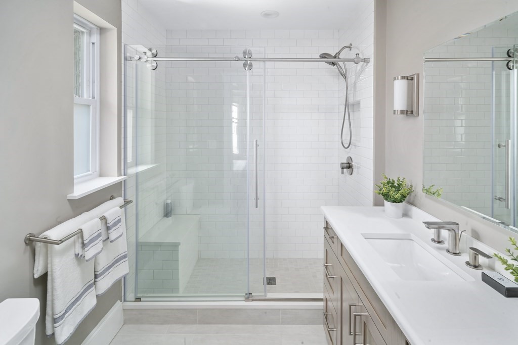 2 Clinton Street, Unit 31 Cambridge, MA 02139 - Photo 7 of 16