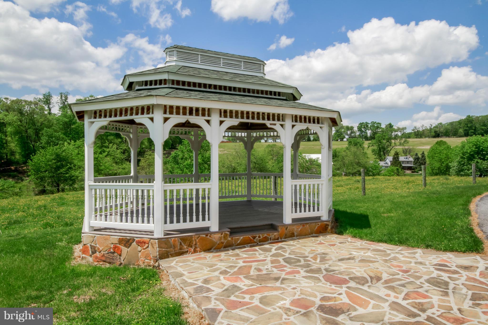107 North Gorsuch Road Westminster, MD 21157 - Photo 28 of 30 Exterior (General)