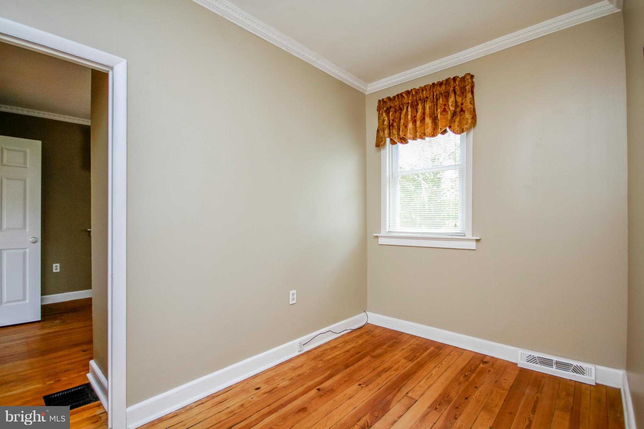 107 North Gorsuch Road Westminster, MD 21157 - Photo 9 of 30 Interior (General)