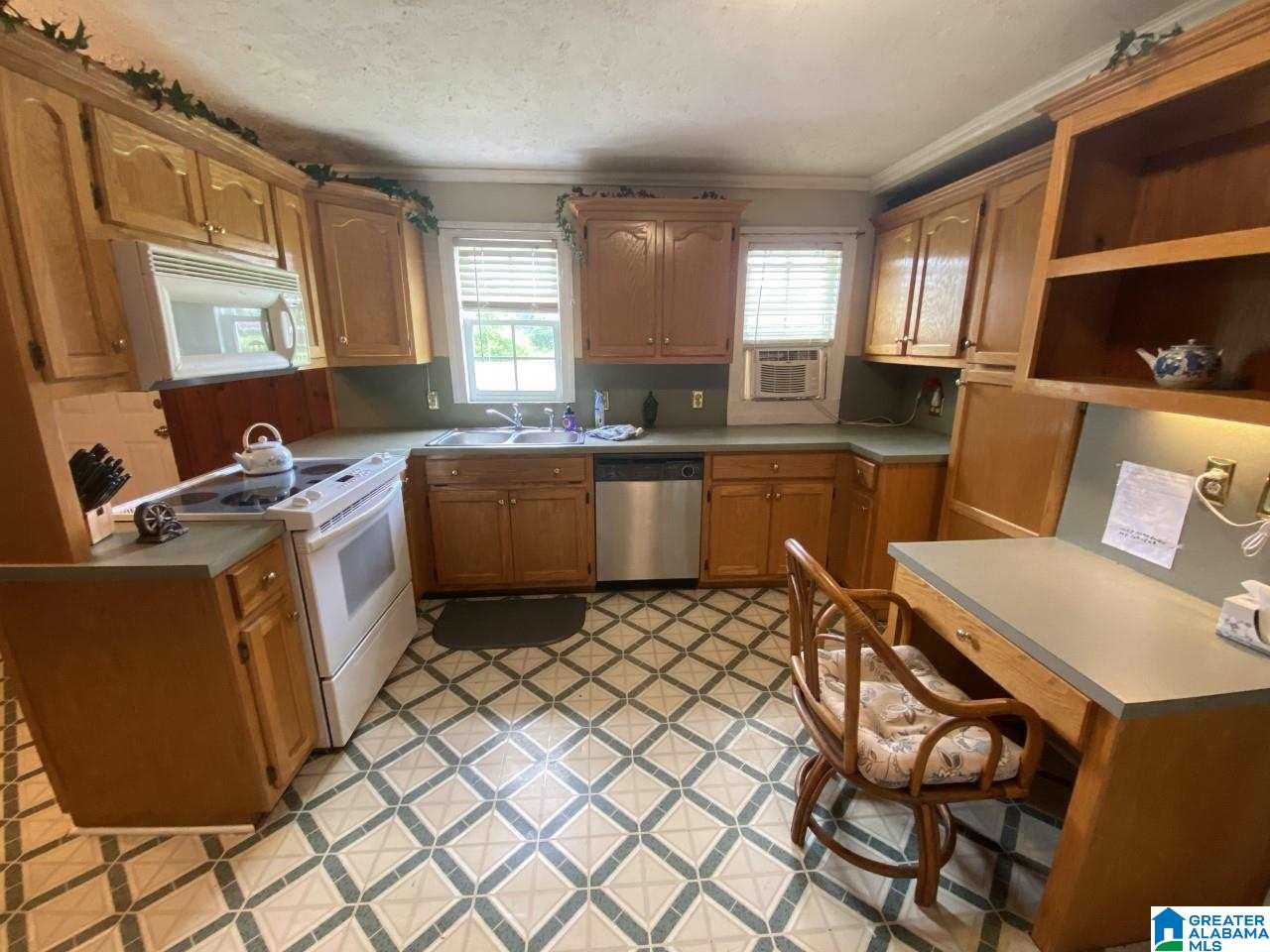 4301 Highway 62 Vincent, AL 35178 - Photo 10 of 26