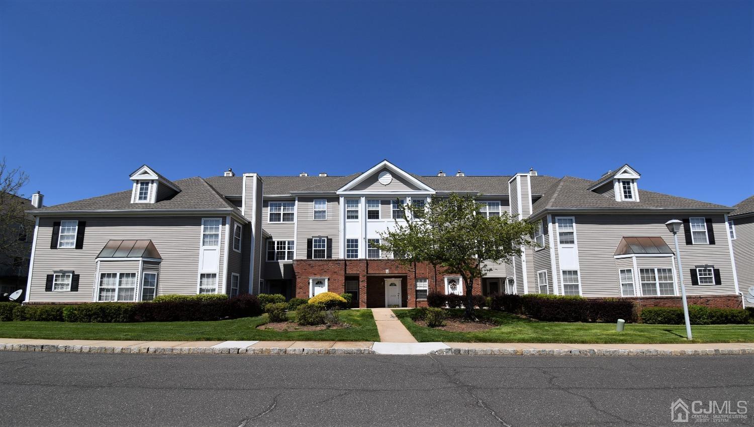 2406 Timber Ridge Court Sayreville, NJ 08859 - Photo 1 of 13 Gallery Image 1