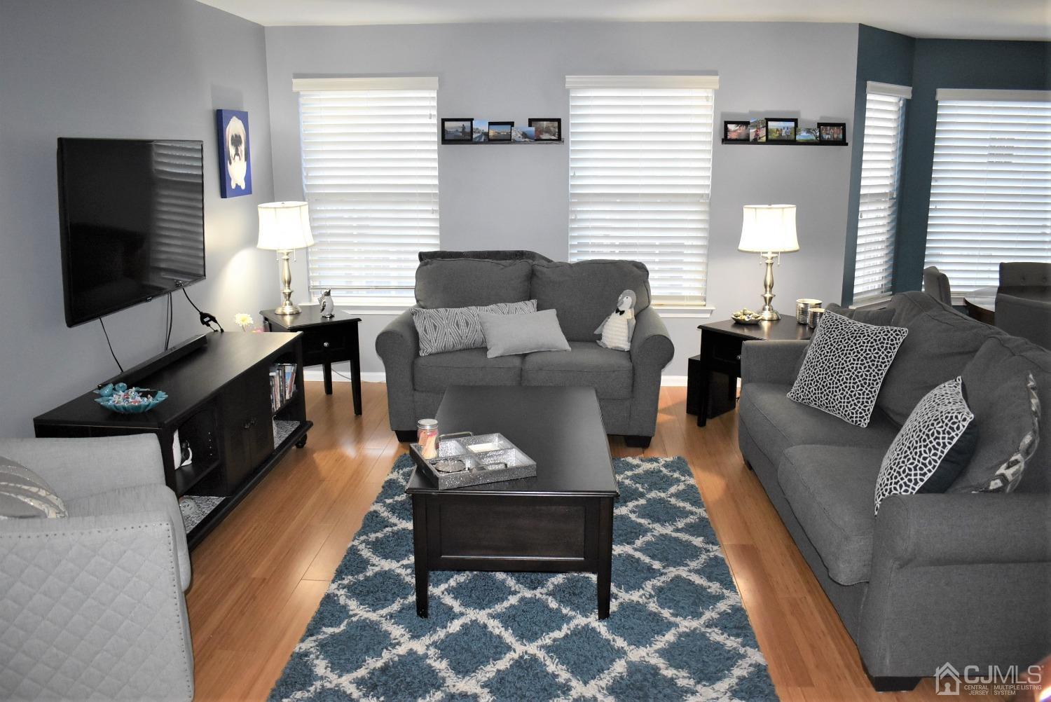 2406 Timber Ridge Court Sayreville, NJ 08859 - Photo 2 of 13 Gallery Image 2