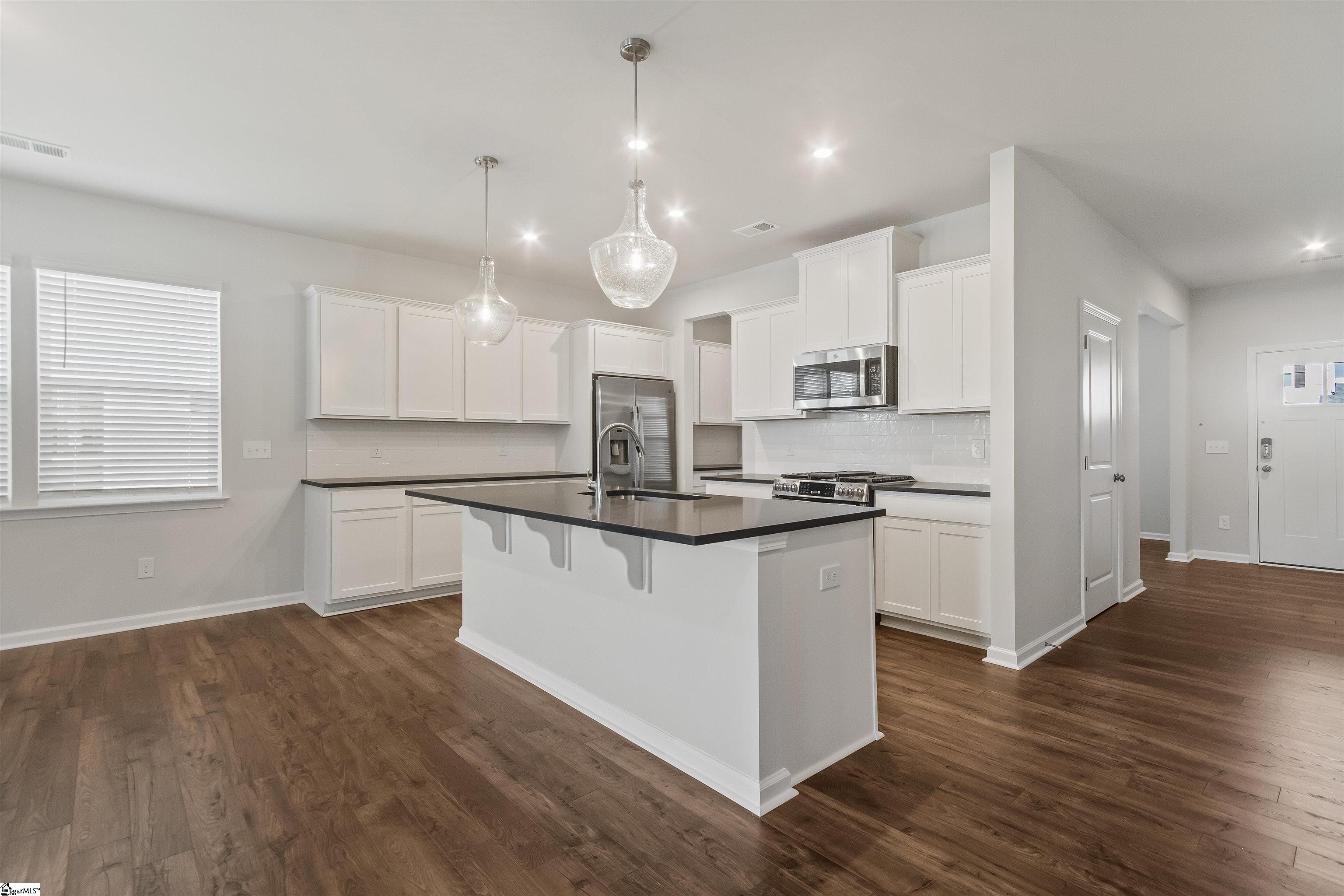 4034 Francis Spg Way Inman, SC 29349 - Photo 4 of 17