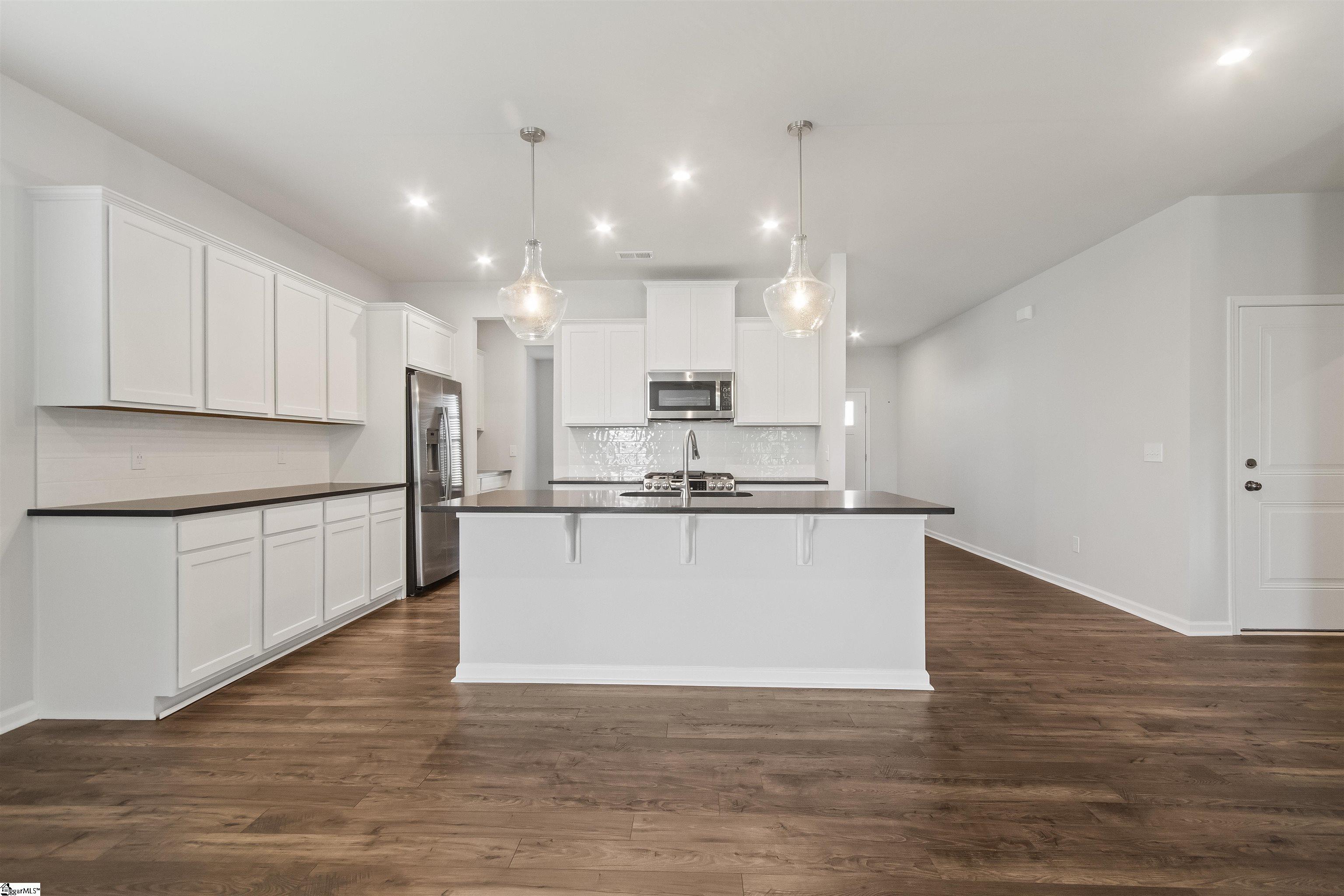 4034 Francis Spg Way Inman, SC 29349 - Photo 5 of 17