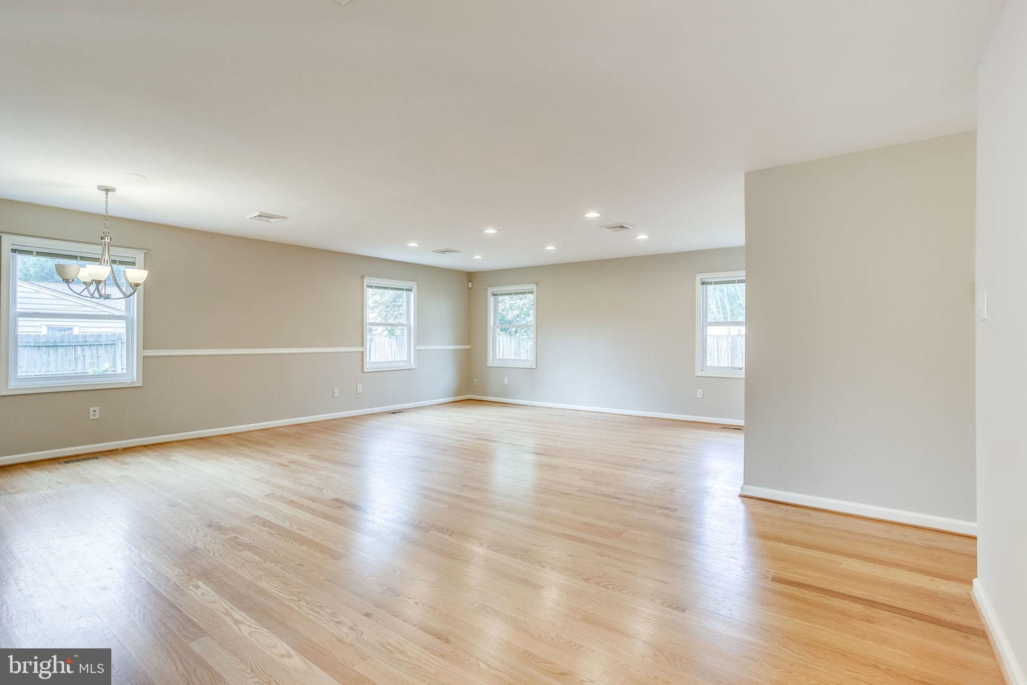 13131 Poplar Tree Road Fairfax, VA 22033 - Photo 12 of 57 Gallery Image 12