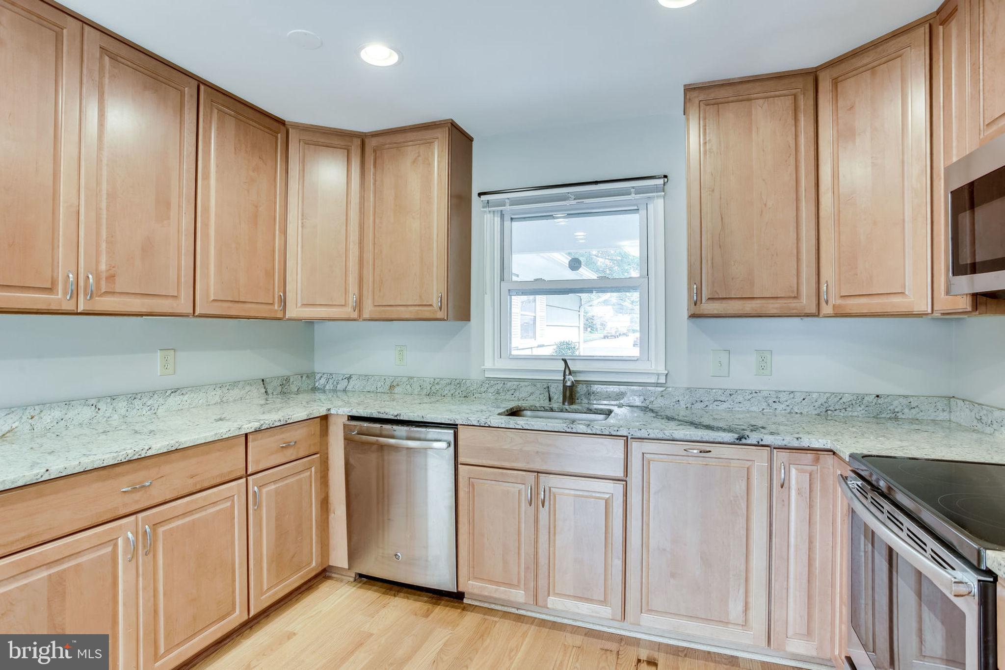 13131 Poplar Tree Road Fairfax, VA 22033 - Photo 28 of 57 Gallery Image 28