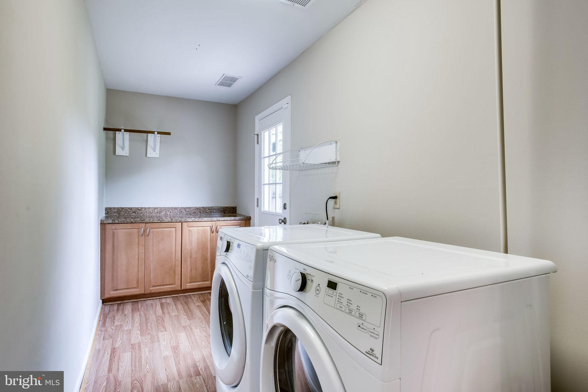 13131 Poplar Tree Road Fairfax, VA 22033 - Photo 35 of 57 Gallery Image 35
