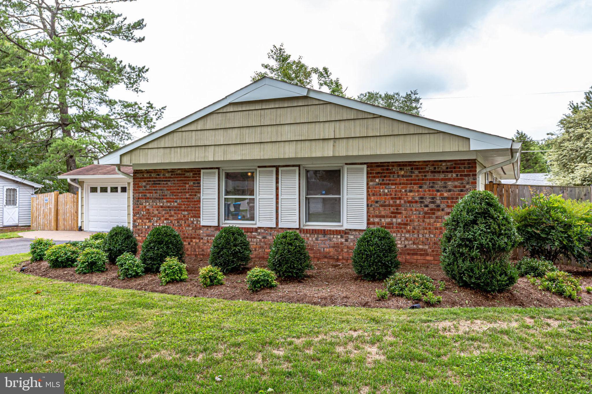 13131 Poplar Tree Road Fairfax, VA 22033 - Photo 6 of 57 Gallery Image 6