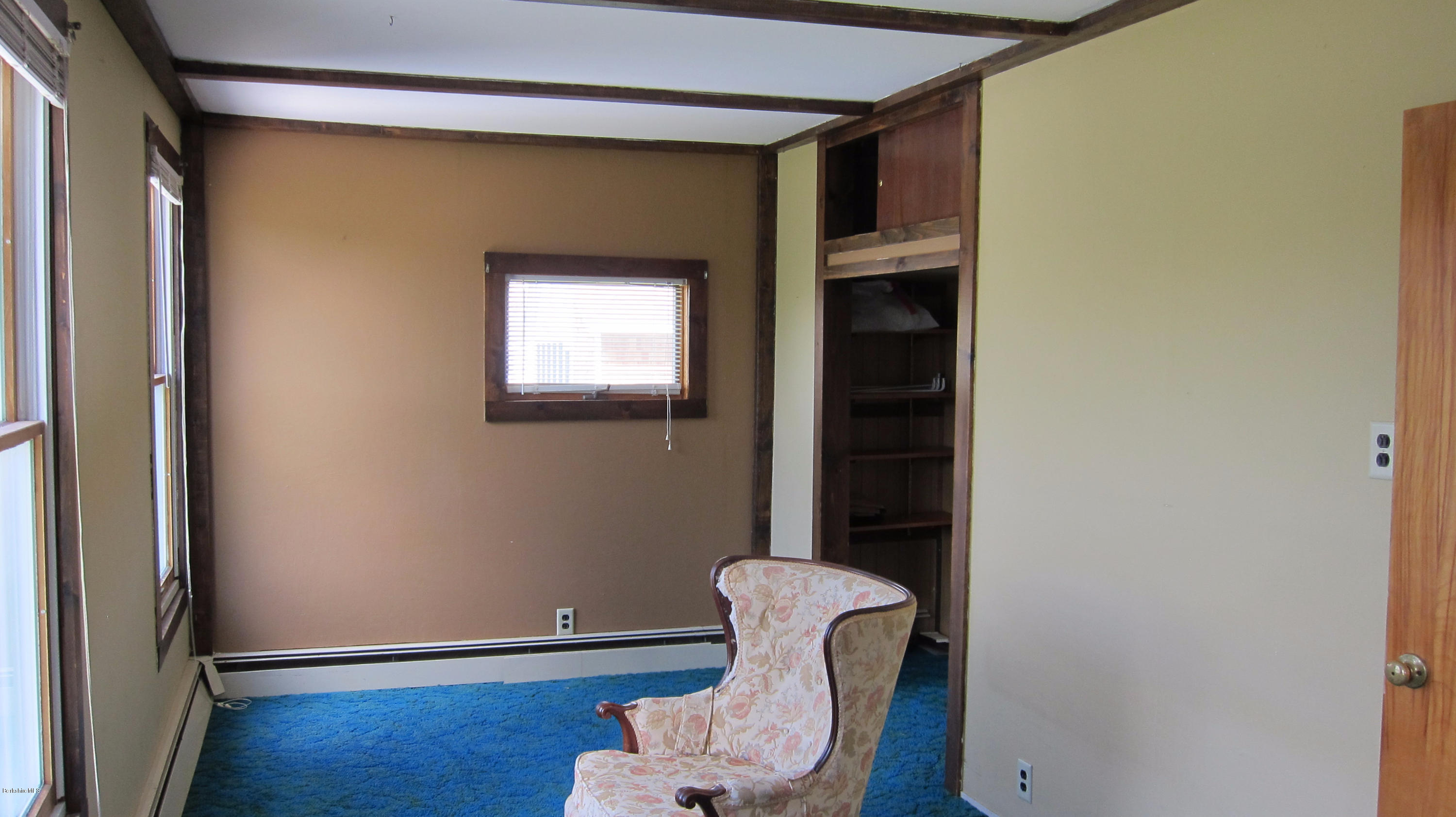 487 Pecks Road Pittsfield, MA 01201 - Photo 17 of 27 IMG_1039
