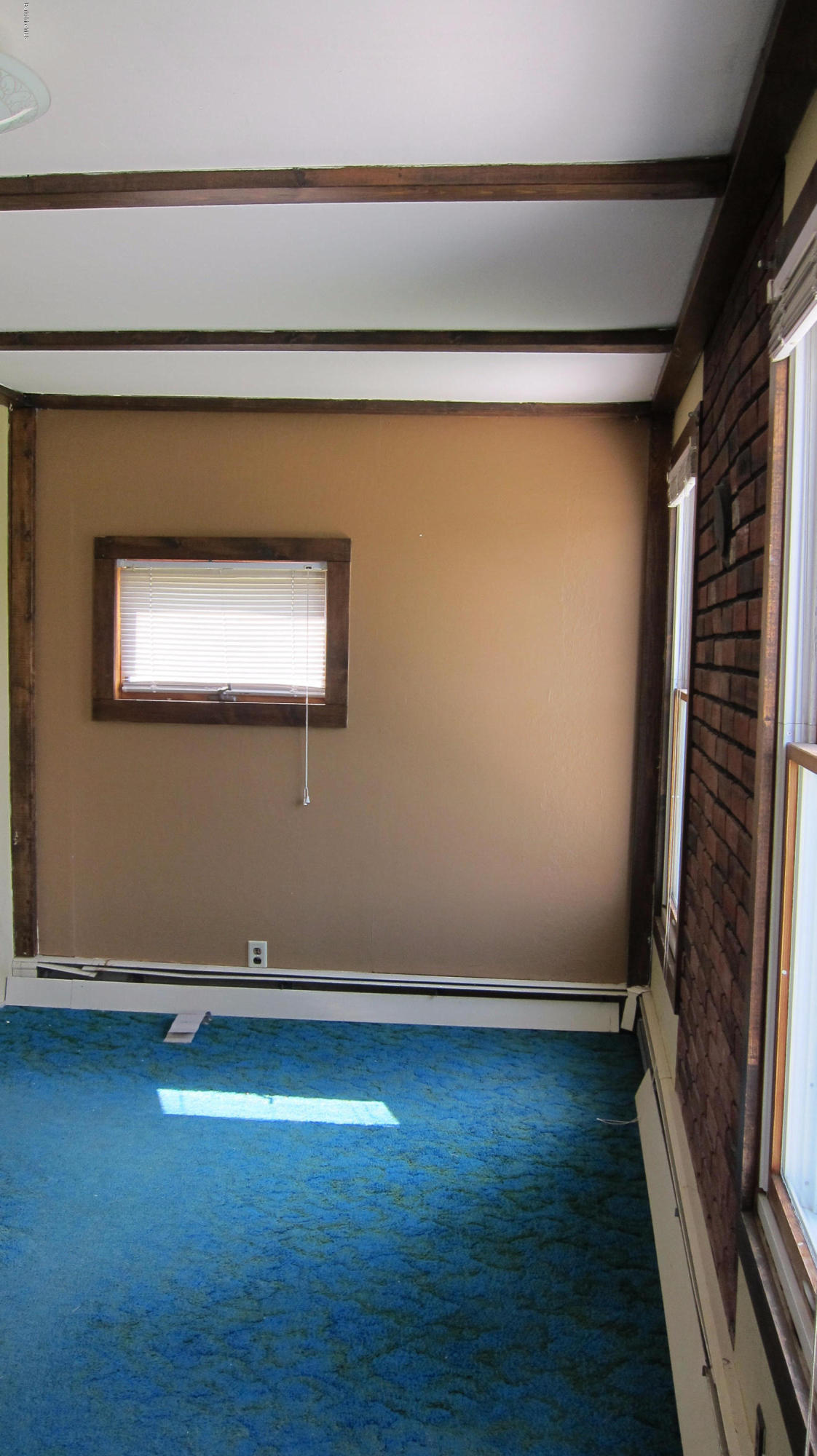 487 Pecks Road Pittsfield, MA 01201 - Photo 18 of 27 IMG_1040
