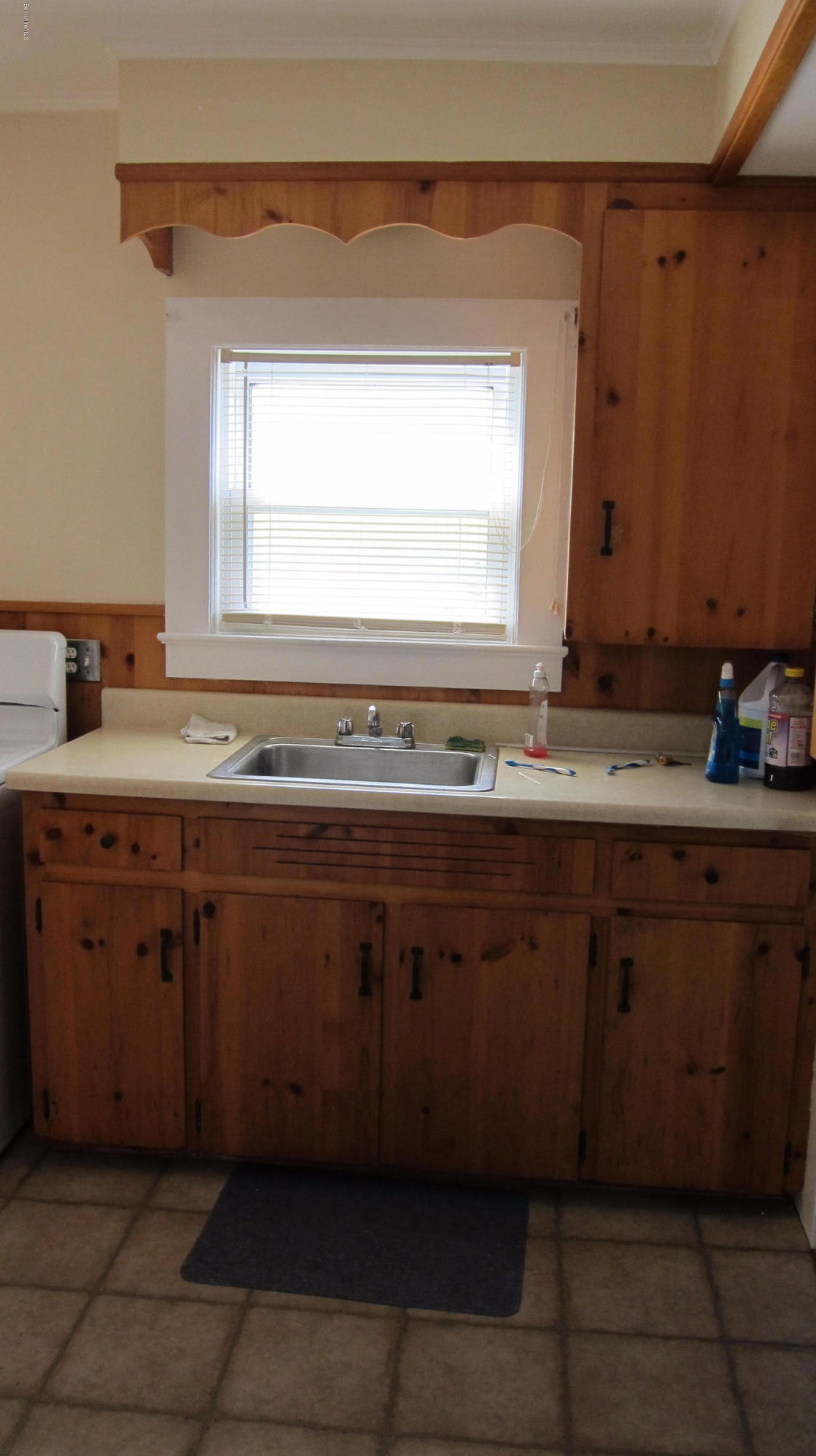 487 Pecks Road Pittsfield, MA 01201 - Photo 22 of 27 IMG_1044