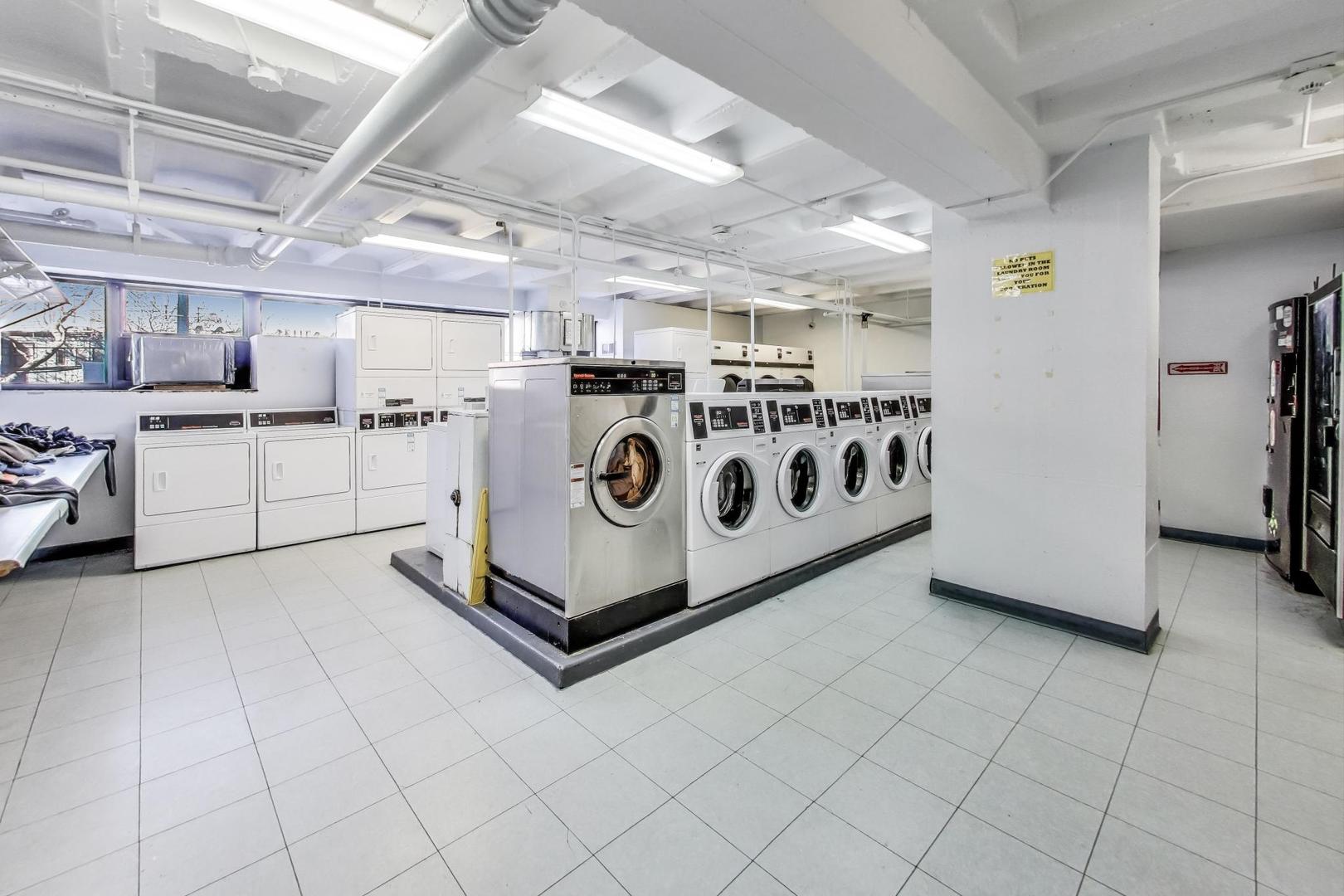 6030 North Sheridan Road, Unit 411 Chicago, IL 60660 - Photo 18 of 20 a utility room with cabinets