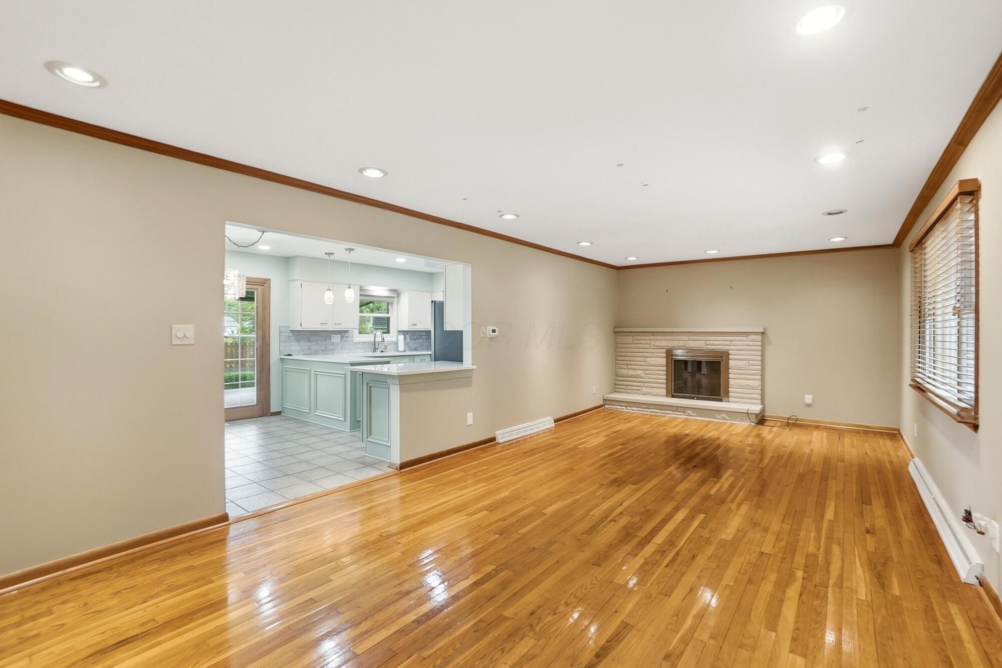 236 Drakewood Road Westerville, OH 43081 - Photo 8 of 55